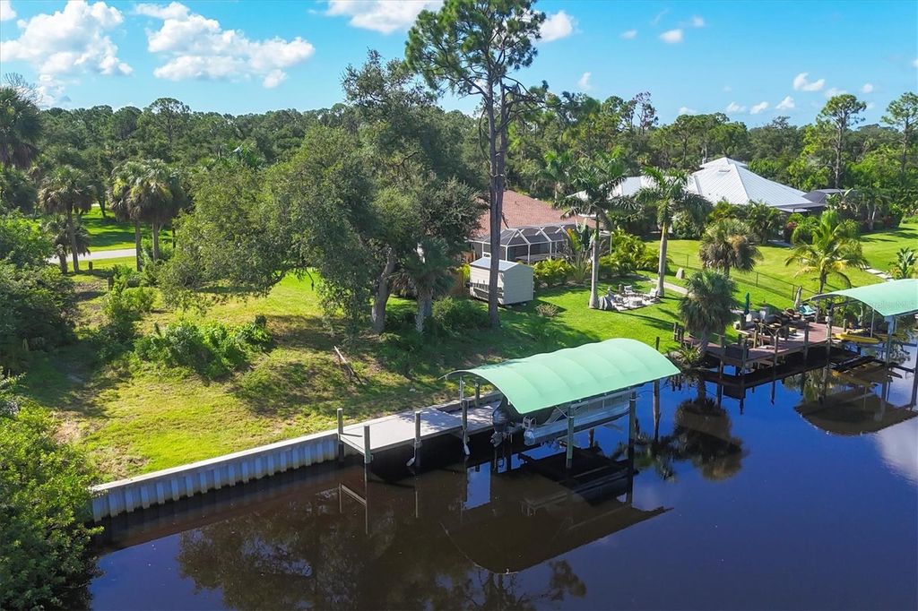 Image 4 of property listing at 321 HOFFER STREET, Port Charlotte, FL 33953