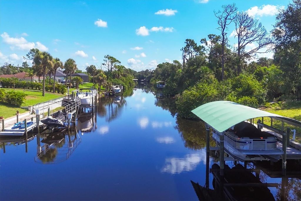 Image 5 of property listing at 321 HOFFER STREET, Port Charlotte, FL 33953