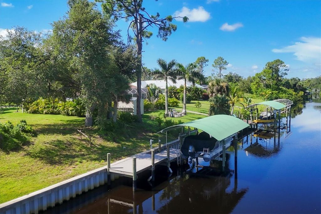 Image 6 of property listing at 321 HOFFER STREET, Port Charlotte, FL 33953