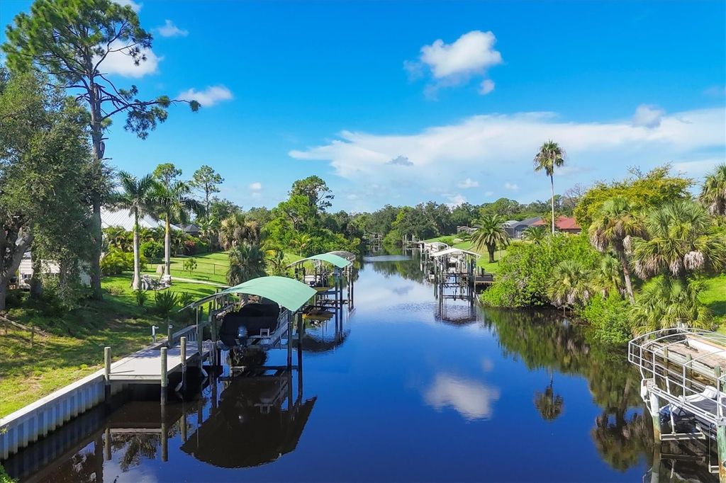 Image 9 of property listing at 321 HOFFER STREET, Port Charlotte, FL 33953