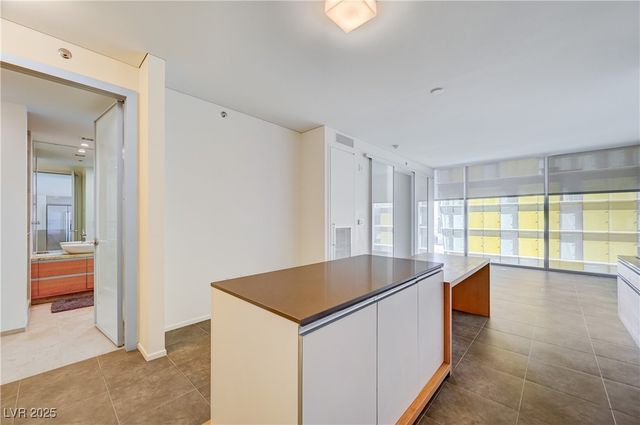 3726 Las Vegas Boulevard 1811, Las Vegas, NV 89158