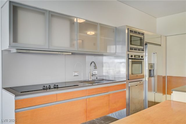 3726 Las Vegas Boulevard 1811, Las Vegas, NV 89158