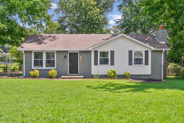 108 Story Book Dr, Clarksville, TN 37042