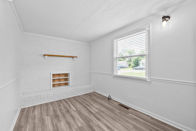 108 Story Book Dr, Clarksville, TN 37042