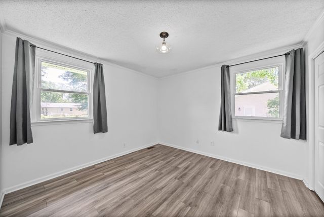 108 Story Book Dr, Clarksville, TN 37042