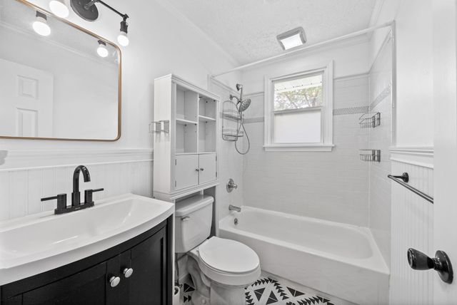 108 Story Book Dr, Clarksville, TN 37042