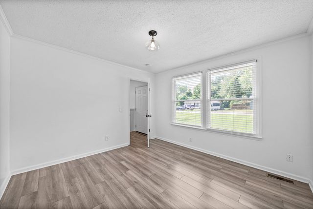 108 Story Book Dr, Clarksville, TN 37042