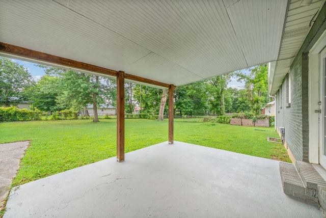 108 Story Book Dr, Clarksville, TN 37042