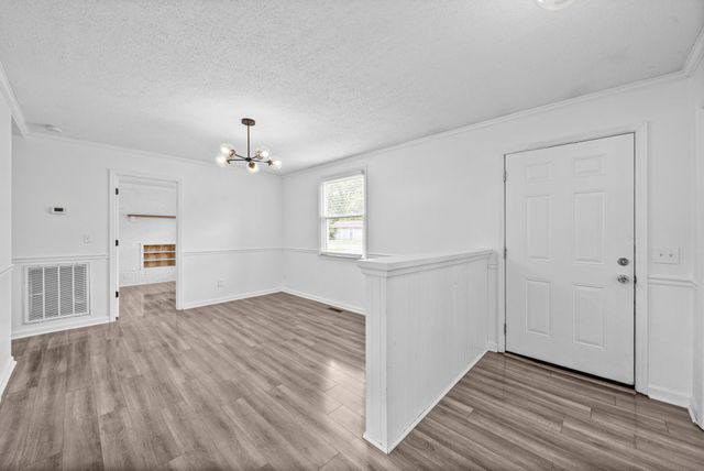 108 Story Book Dr, Clarksville, TN 37042