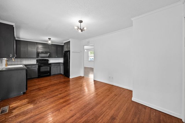 108 Story Book Dr, Clarksville, TN 37042