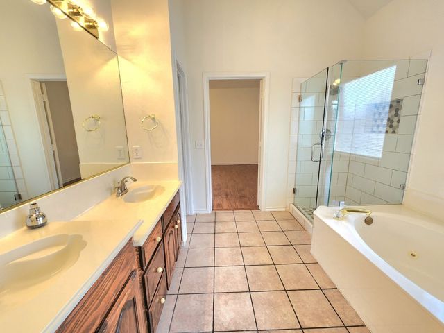 6648 Wickliff Trail, Plano, TX 75023