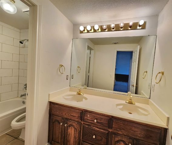 6648 Wickliff Trail, Plano, TX 75023