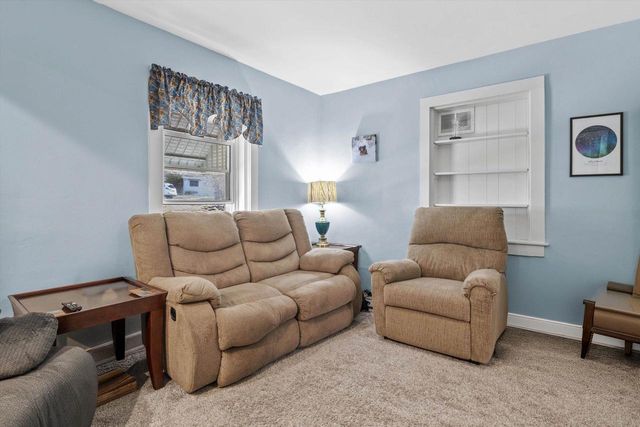 1520 Sandy Lane, Watertown, WI 53098