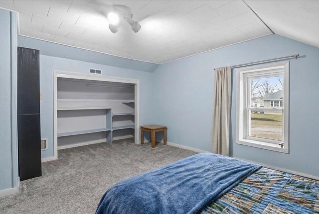 1520 Sandy Lane, Watertown, WI 53098