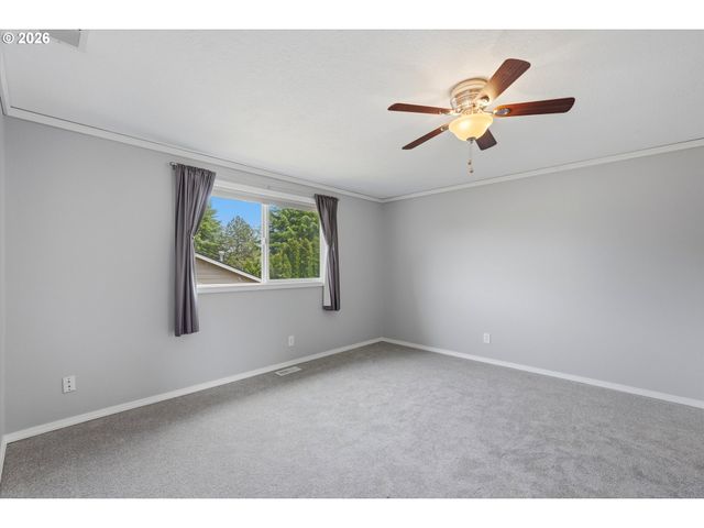 21251 Sw AUGUSTA St, Aloha, OR 97003