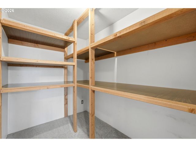 21251 Sw AUGUSTA St, Aloha, OR 97003
