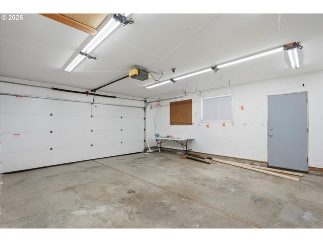 21251 Sw AUGUSTA St, Aloha, OR 97003