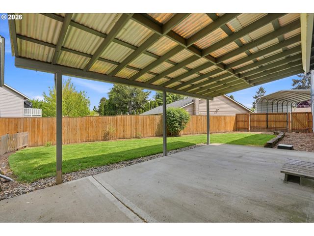 21251 Sw AUGUSTA St, Aloha, OR 97003