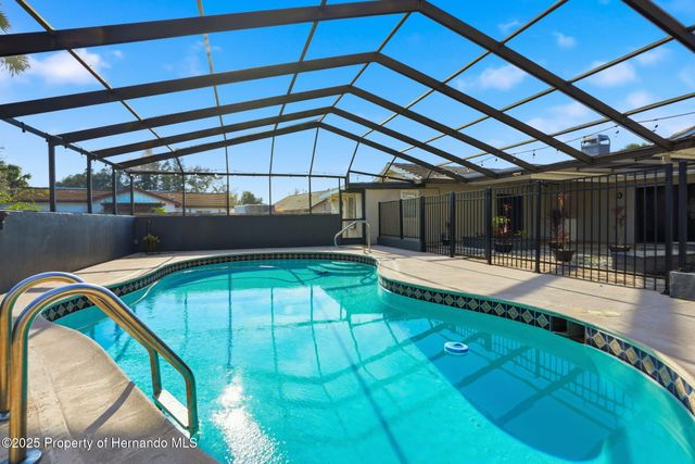 7026 Whitethorn Court, Port Richey, FL 34668