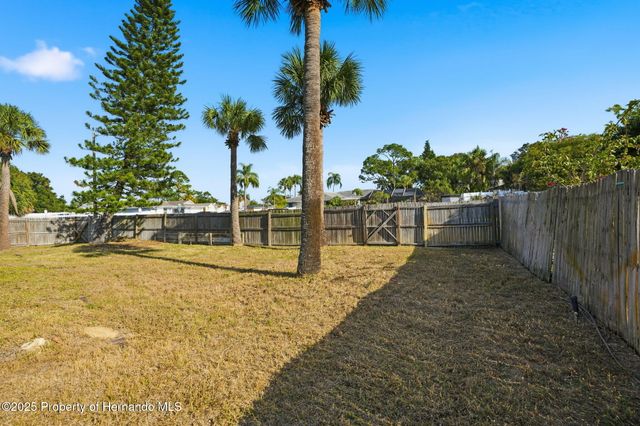 7026 Whitethorn Court, Port Richey, FL 34668