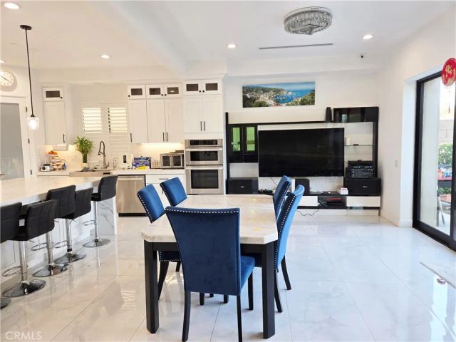 10457 Saint Anna Pl, Fountain Valley, CA 92708