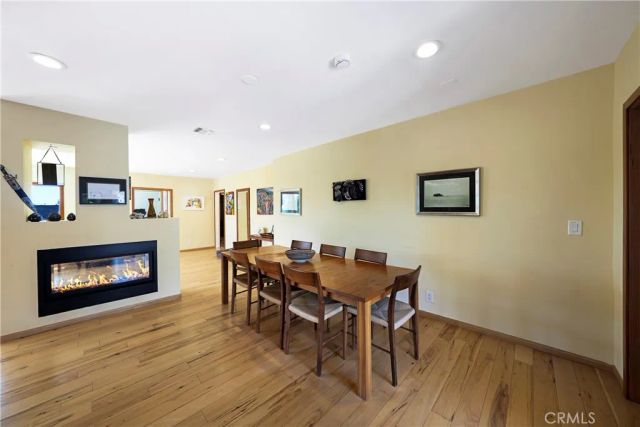 10707 Rochester, Los Angeles, CA 90024