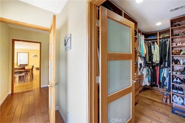 10707 Rochester, Los Angeles, CA 90024