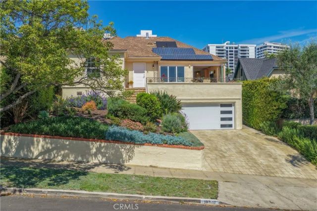 10707 Rochester, Los Angeles, CA 90024