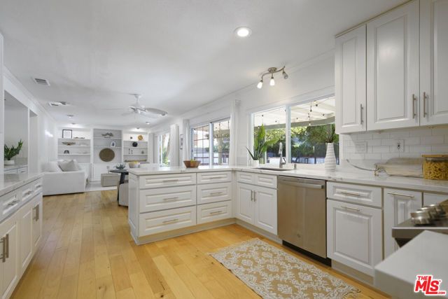 7618 Maynard Avenue, West Hills (los Angeles), CA 91304