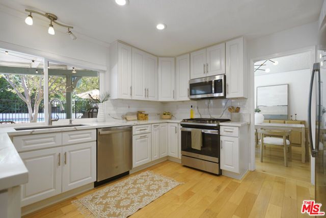 7618 Maynard Avenue, West Hills (los Angeles), CA 91304