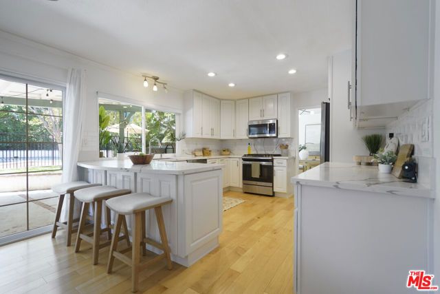 7618 Maynard Avenue, West Hills (los Angeles), CA 91304