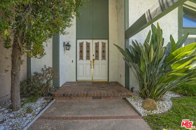 7618 Maynard Avenue, West Hills (los Angeles), CA 91304