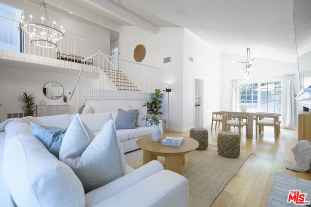 7618 Maynard Avenue, West Hills (los Angeles), CA 91304
