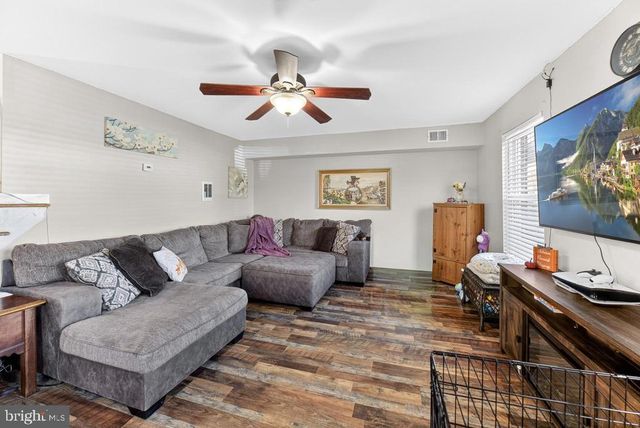 19 CONGRESS CT, Quakertown, PA 18951