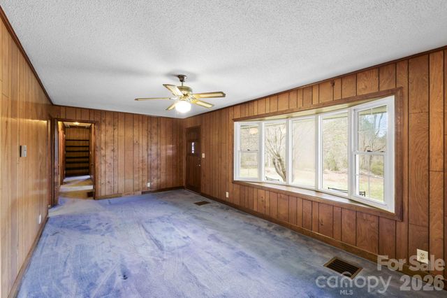 93 Lusitano Drive, Lake Toxaway, NC 28747