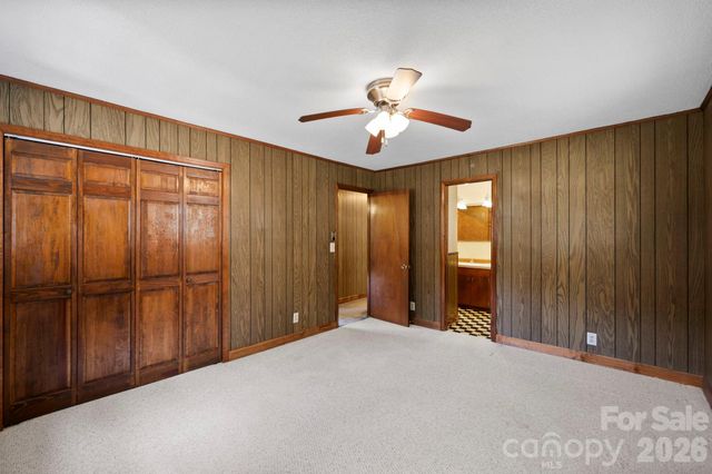 93 Lusitano Drive, Lake Toxaway, NC 28747