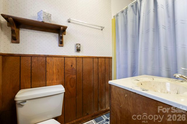 93 Lusitano Drive, Lake Toxaway, NC 28747