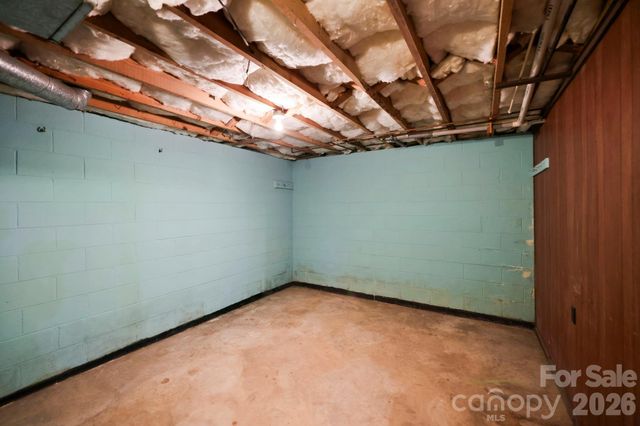 93 Lusitano Drive, Lake Toxaway, NC 28747