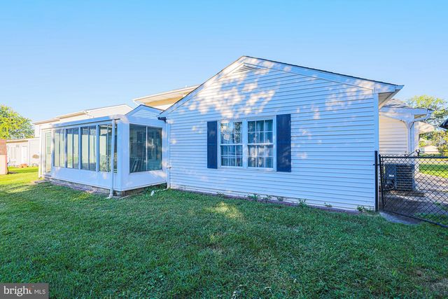 8913 LENNINGS LN, Baltimore, MD 21237