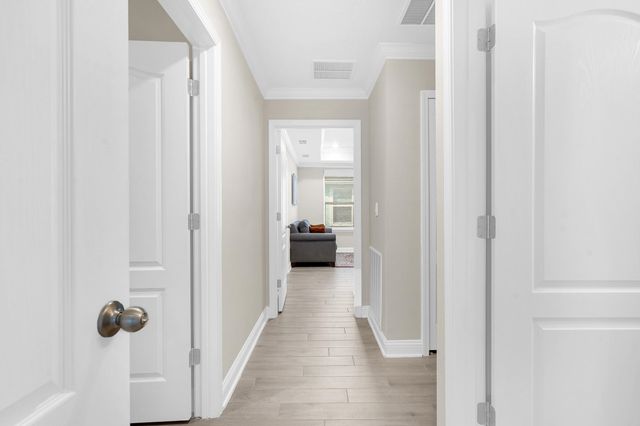 403 Ocean Jasper Dr, St Augustine, FL 32086