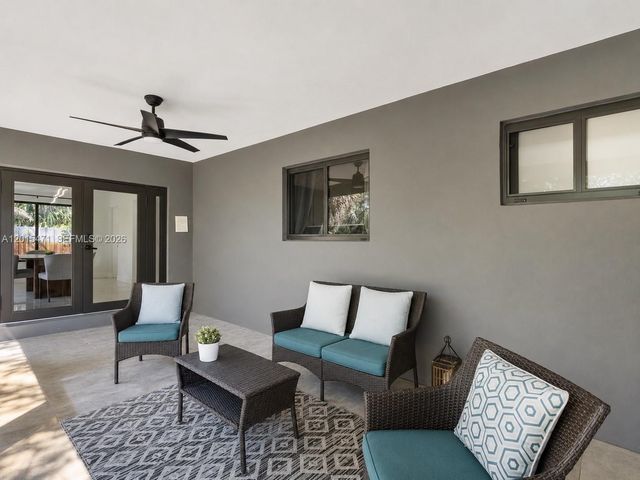 400 NW 30th Ct, Wilton Manors, FL 33311