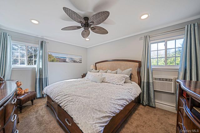 25 Verleye Avenue, East Northport, NY 11731