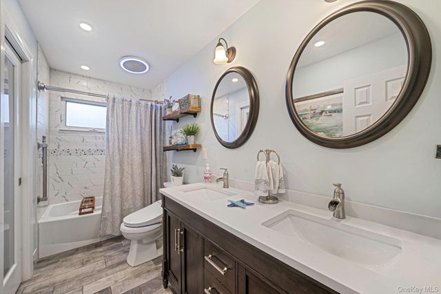 25 Verleye Avenue, East Northport, NY 11731
