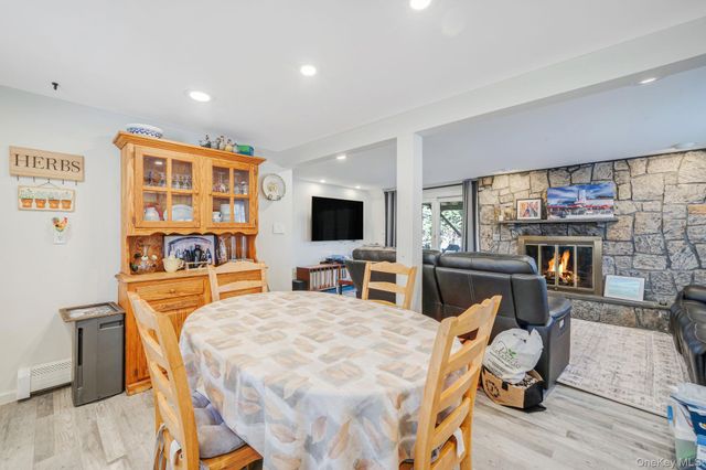 25 Verleye Avenue, East Northport, NY 11731