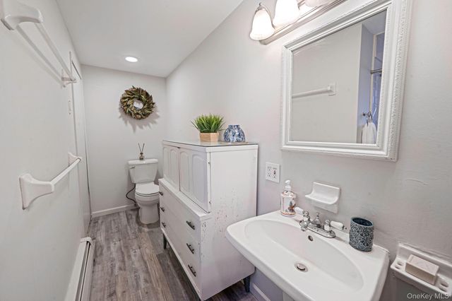 25 Verleye Avenue, East Northport, NY 11731