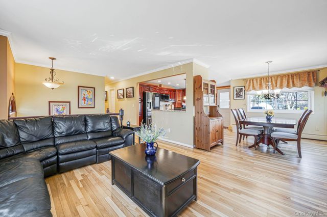 25 Verleye Avenue, East Northport, NY 11731