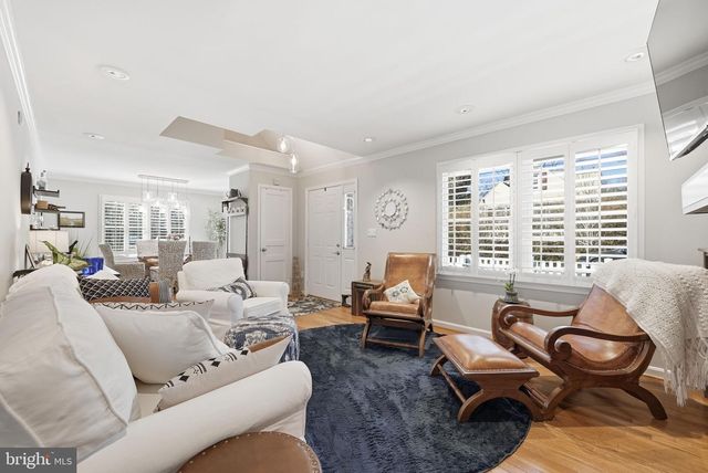 415 S JEFFERSON ST, Arlington, VA 22204