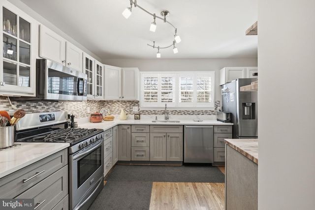 415 S JEFFERSON ST, Arlington, VA 22204