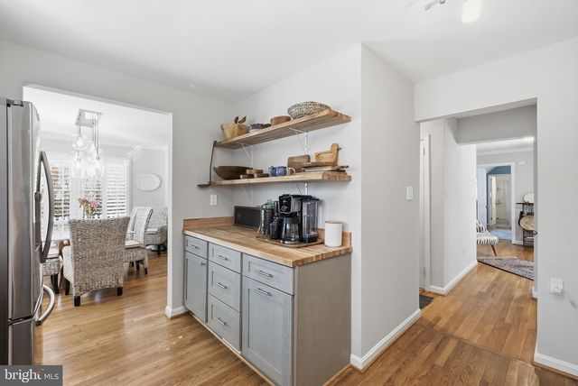 415 S JEFFERSON ST, Arlington, VA 22204