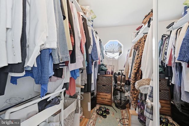 415 S JEFFERSON ST, Arlington, VA 22204